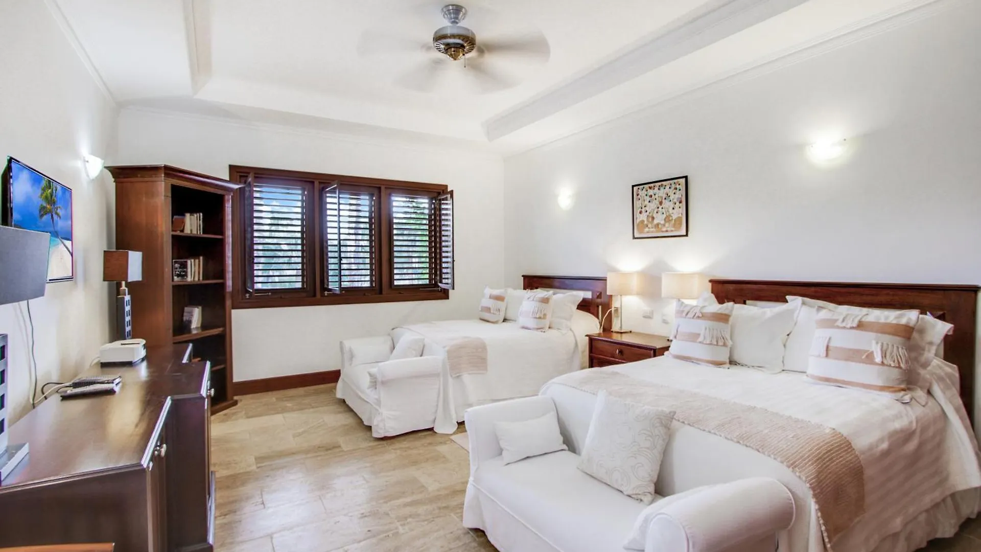 Gorgeous Villa At Casa De Campo - With Large Pool, Cook, Maid And 2 Golf Carts La Romana