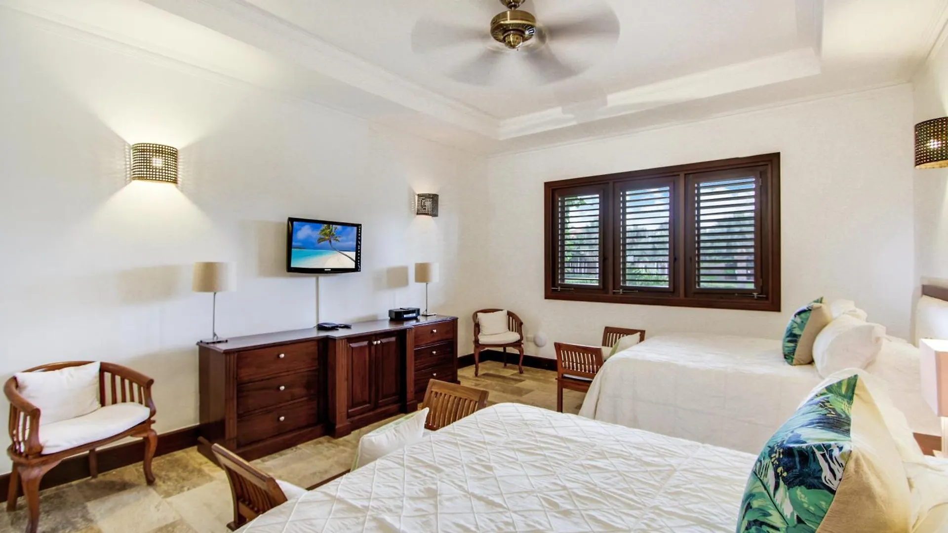 Gorgeous Villa At Casa De Campo - With Large Pool, Cook, Maid And 2 Golf Carts La Romana