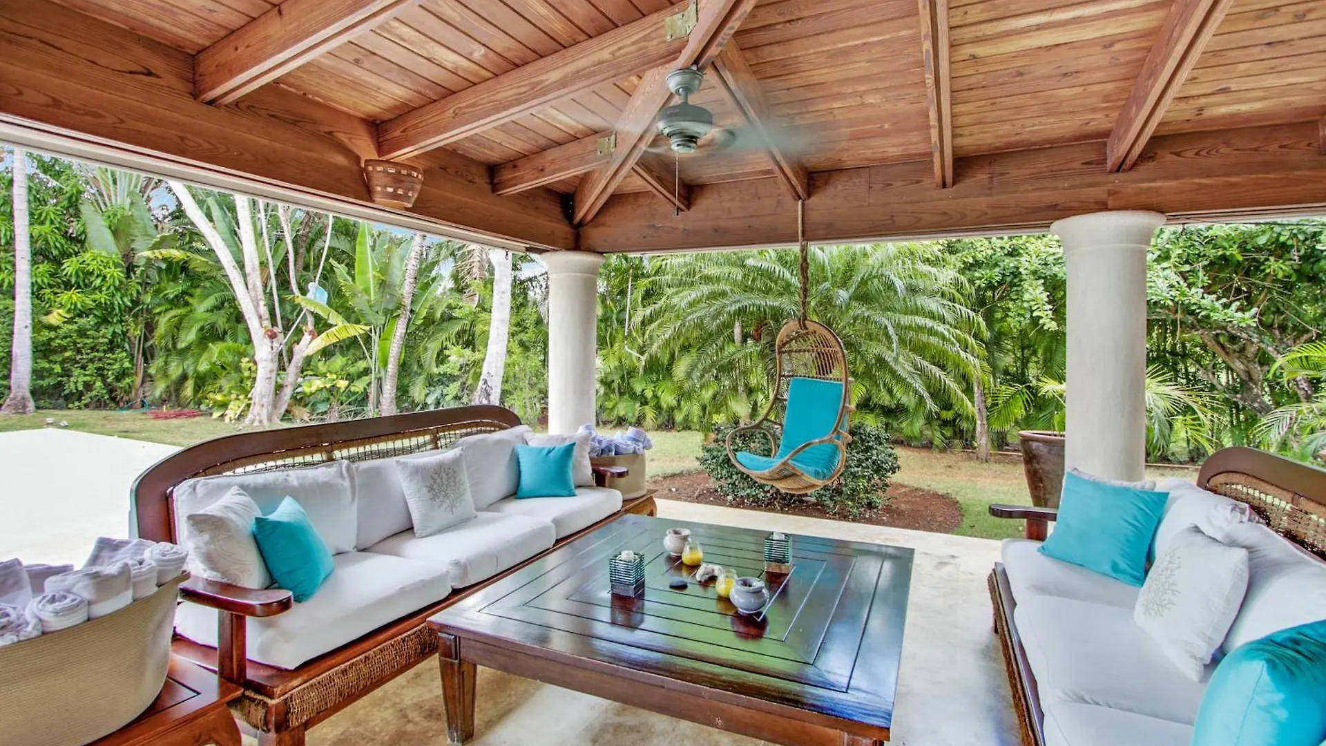 Gorgeous Villa At Casa De Campo - With Large Pool, Cook, Maid And 2 Golf Carts La Romana Dominican Republic