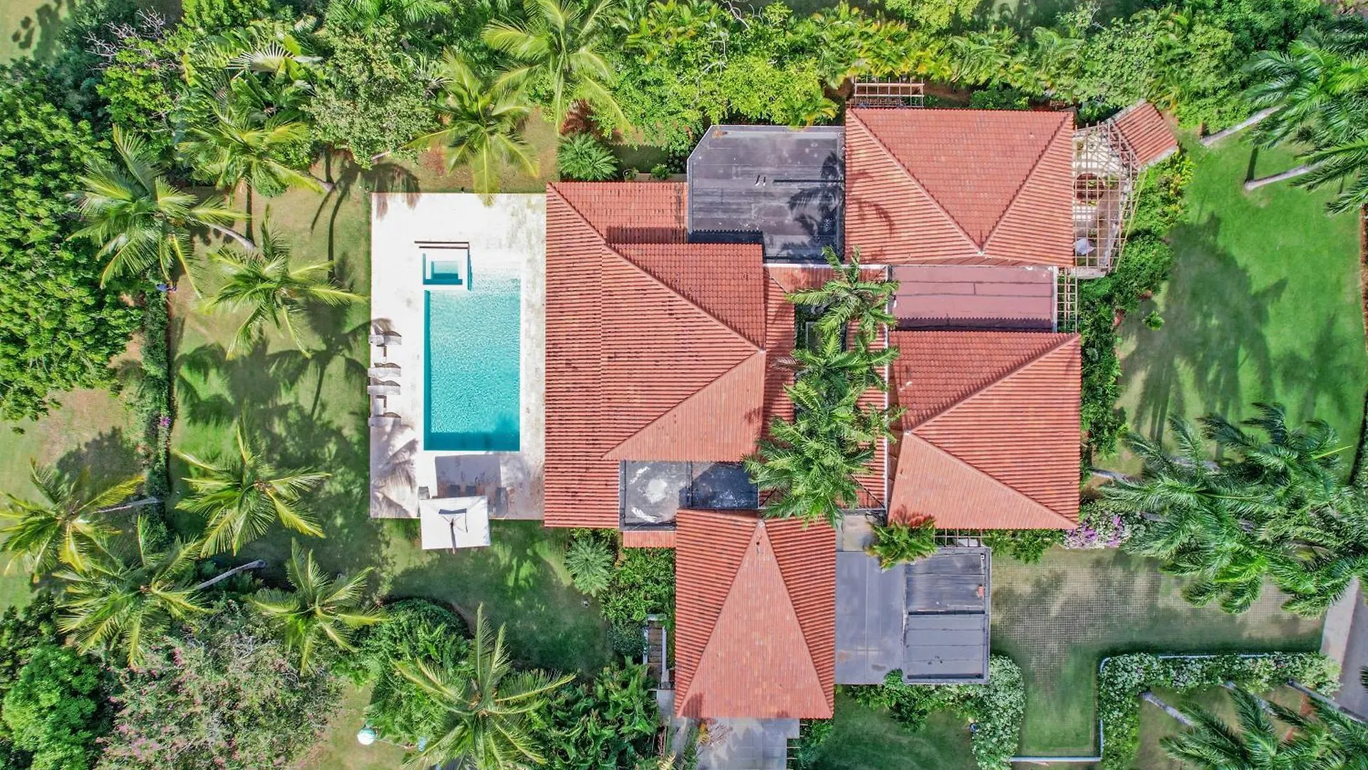 Gorgeous Villa At Casa De Campo - With Large Pool, Cook, Maid And 2 Golf Carts La Romana